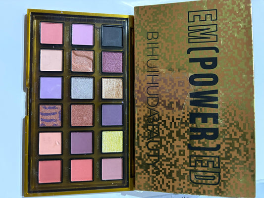 BIHUDABEAUTY EYE SHADOW PALETTE