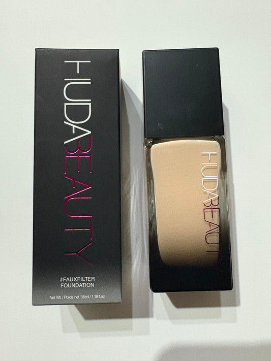 HUDA BEAUTY FOUNDATION (ANGEL FOOD 110N)